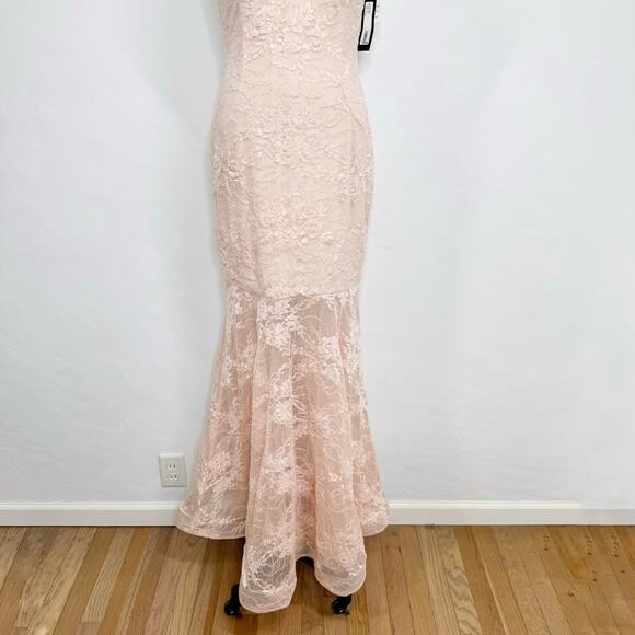 NWT XSCAPE Lace Mermaid Gown Blush Halter Formal Bridesmaid Prom Dress Size 12 - Picture 5 of 14